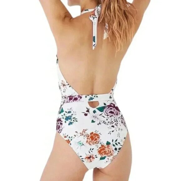NWT CUPSHE Womens Floral Rose Garden Cross Ruched Wrap One Piece Swimsuit Small - Picture 2 of 11